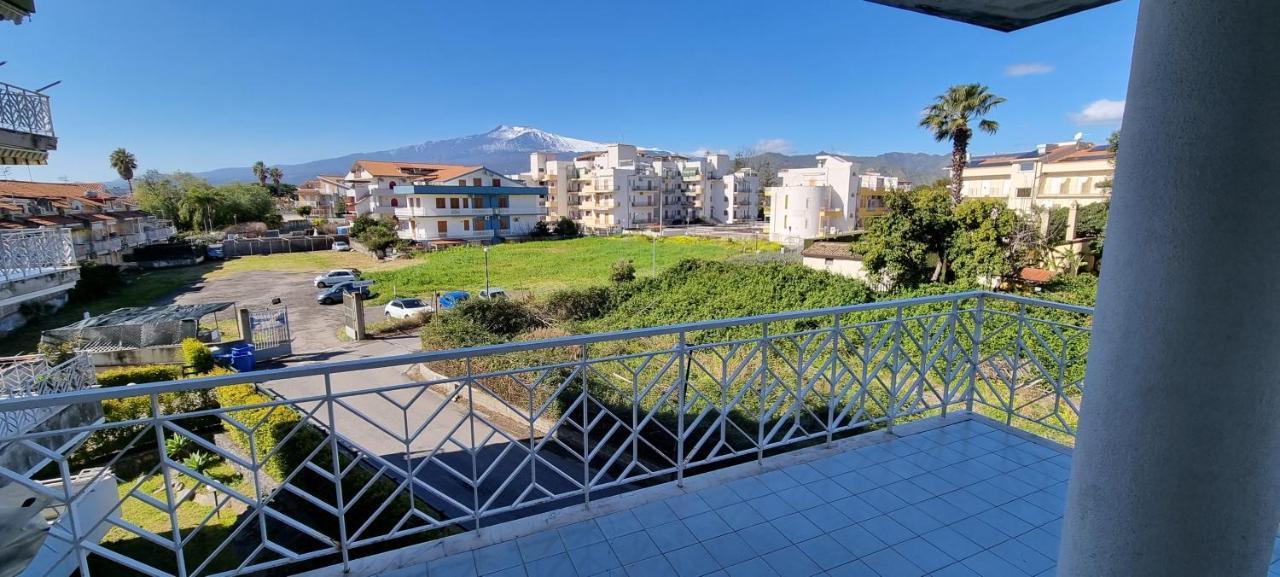 Recanati Seaside Apartment Giardini-Naxos Extérieur photo