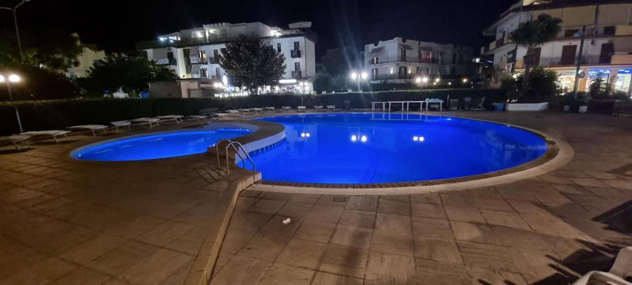 Recanati Seaside Apartment Giardini-Naxos Extérieur photo